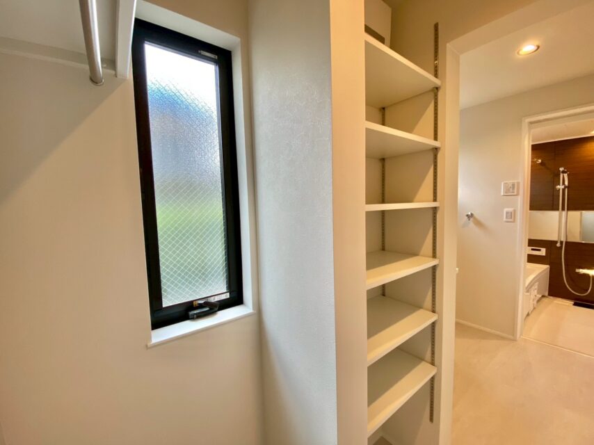 gallery12