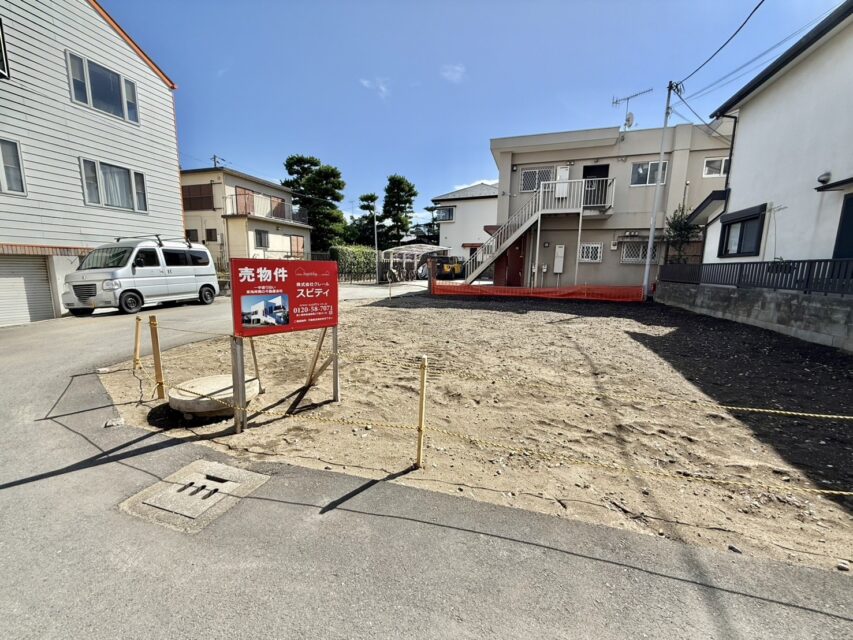 売地　東海岸南5丁目　土地約38.41坪！まるで三方角地のような日当たりの良さ