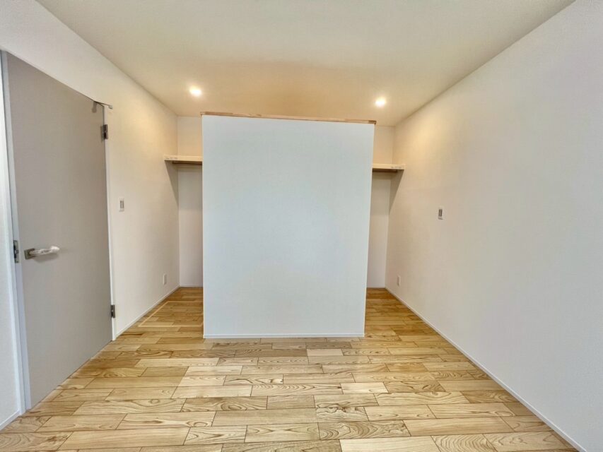 gallery16