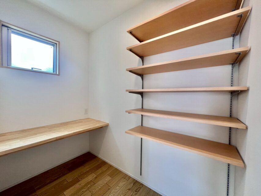 gallery23