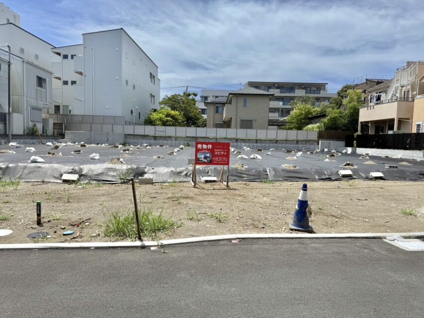 売地　東海岸南3丁目　雄三通りからすぐ！土地約40坪～建築条件無し