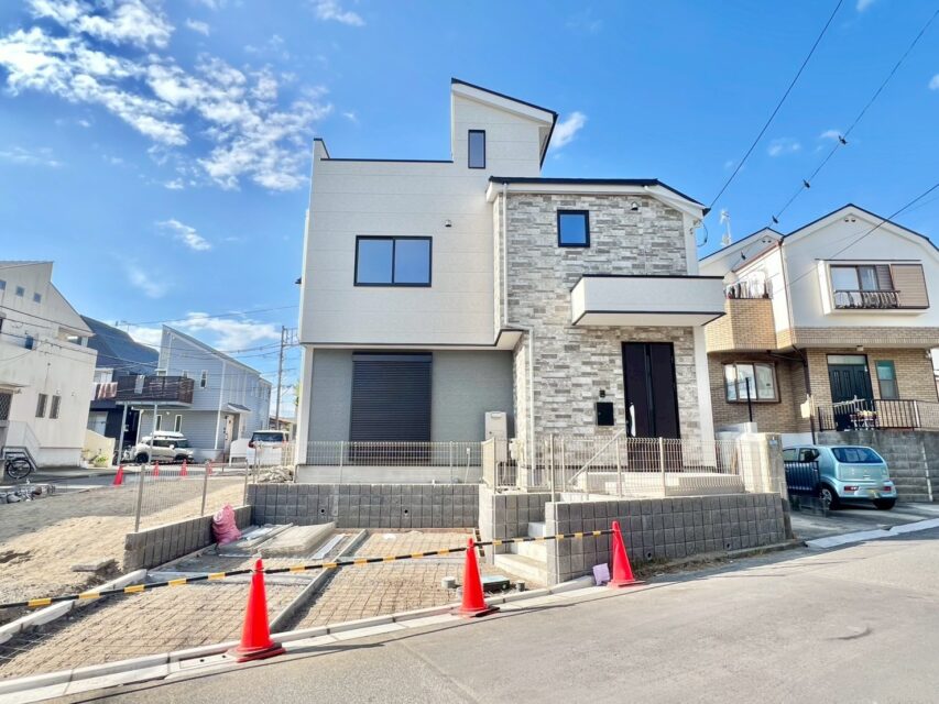 新築　平和町2号棟　スカイバルコニー付き！前面道路広々！