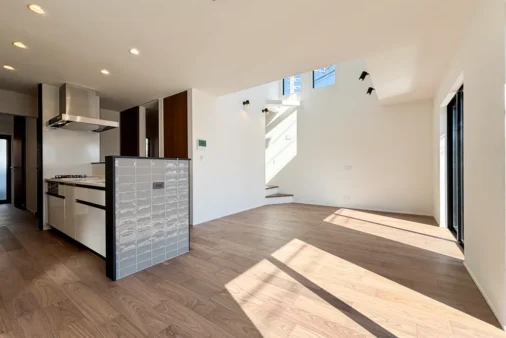 新築　大庭B棟　公園が多く子育てしやすい環境