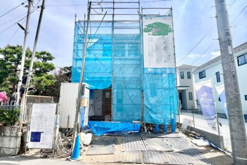 新築　東海岸南4丁目E号棟　南側駐車場で1階でも日当たり良好