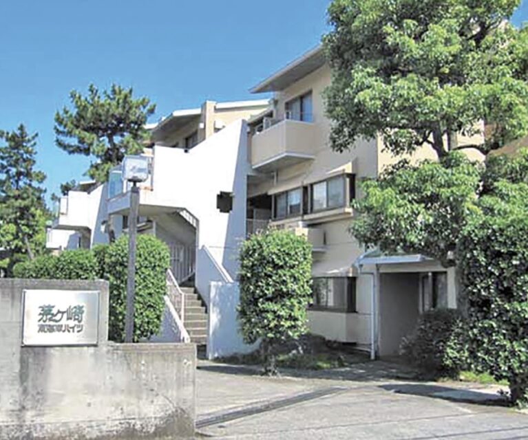 一中通り沿い「東海岸ハイツ」リノベーション済み 室内お奇麗です!　海を身近に、湘南らしい穏やかな時間を愉しむ低層マンション