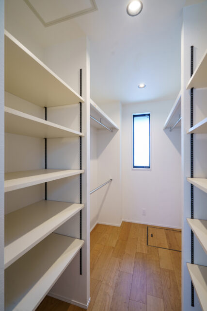 gallery28