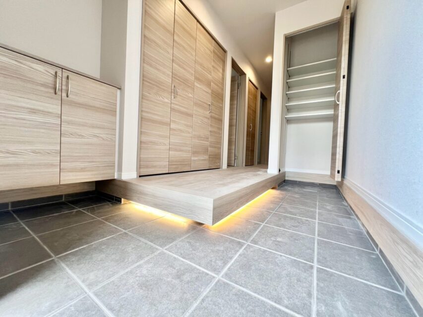 gallery32
