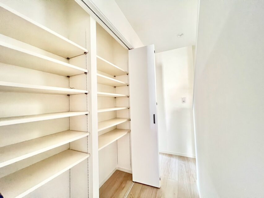 gallery8
